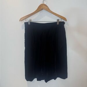 Dennis Goldsmith Vintage velvet black Bermuda length shorts